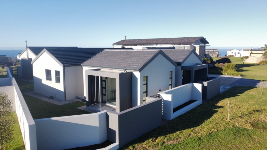 4 Bedroom Property for Sale in Oubaai Western Cape